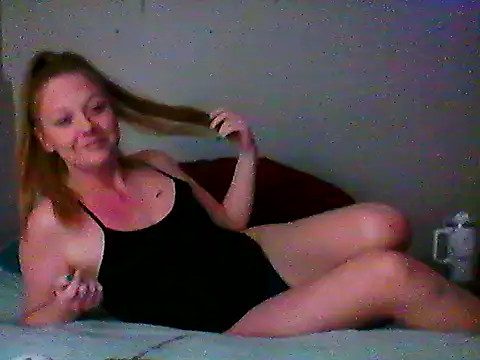 tinytiff33 online show from January 2026 02:17:02 AM