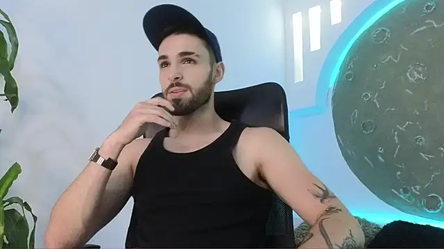 Apolo lux1 online show from January 2026 08:40:02 PM