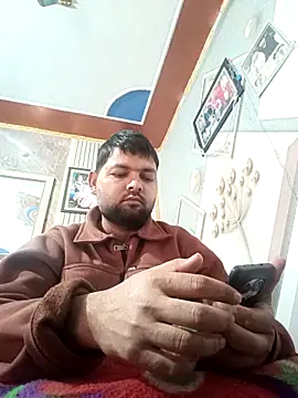 Pulkeet1433 online show from February 2026 09:45:01 AM