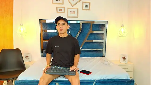 Lian Brown online show from January 2026 08:03:02 PM