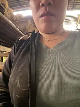 Ginny 2x online show from February 2026 10:22:02 AM