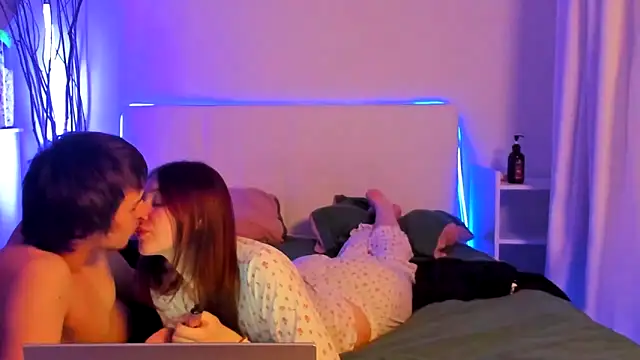 Santythousand online show from February 2026 05:30:01 PM