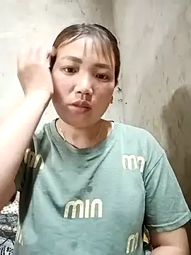 Snapshot of Nunaa2x chatting on May 2026 02:46:01 PM Nunaa2x online show from May 2026 02:46:01 PM