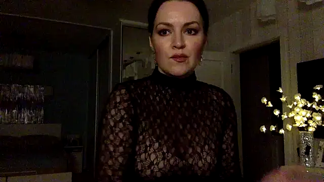 Snapshot of Ivoryne chatting on March 2026 10:04:01 PM Ivoryne online show from March 2026 10:04:01 PM