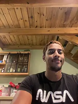 Snapshot of Axel_black10 chatting on February 2026 03:26:02 PM Axel black10 online show from February 2026 03:26:02 PM