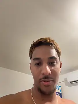 Snapshot of Axel_black10 chatting on March 2026 06:58:01 PM Axel black10 online show from March 2026 06:58:01 PM