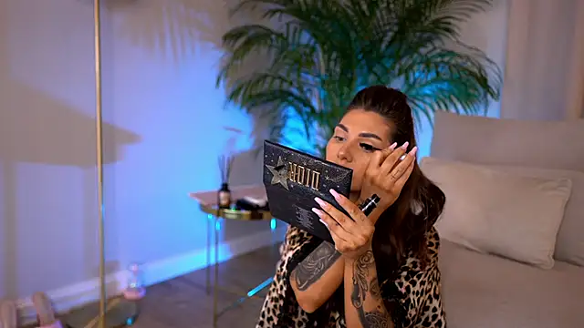 Tinydoll XO online show from February 2026 03:46:01 PM