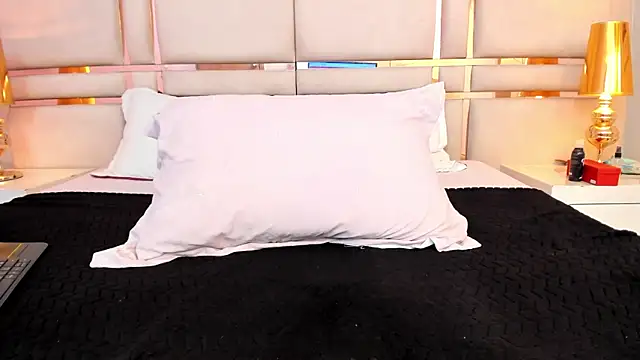 SalomeSaez online show from March 2026 07:15:01 AM