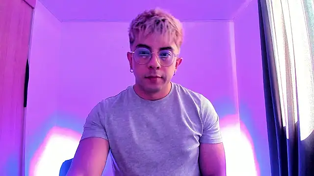 davidMars1 online show from February 2026 07:47:02 PM