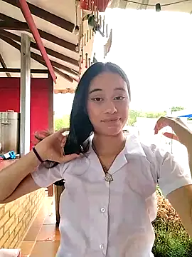 Snapshot of l0lita_emi chatting on February 2026 05:09:01 PM l0lita emi online show from February 2026 05:09:01 PM