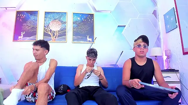 Roman cute online show from January 2026 10:46:01 PM