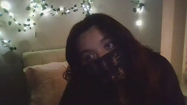 Lunablushh online show from February 2026 03:43:01 AM