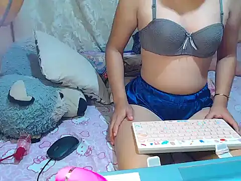 Snapshot of Hotties_Marie chatting on March 2026 02:12:01 PM Hotties Marie online show from March 2026 02:12:01 PM