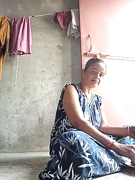 Snapshot of kiiuu_sexe chatting on February 2026 07:18:01 AM kiiuu sexe online show from February 2026 07:18:01 AM