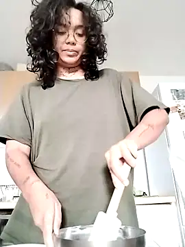 Snapshot of therealsun8 chatting on February 2026 07:42:02 AM therealsun8 online show from February 2026 07:42:02 AM