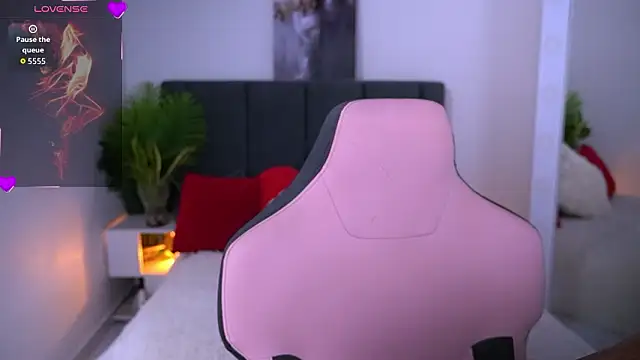 goldenatlasX online show from March 2026 11:11:01 PM