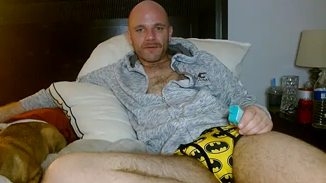 Snapshot of FrankieFuckMe chatting on March 2026 12:05:01 AM FrankieFuckMe online show from March 2026 12:05:01 AM