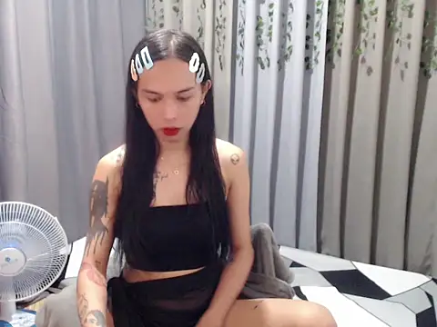 LOVELYMAYUMIE online show from December 2024 10:52:01 AM