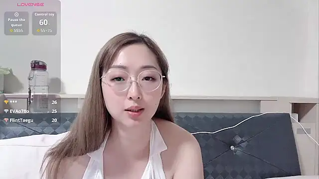 tw kimi online show from February 2026 06:15:01 PM