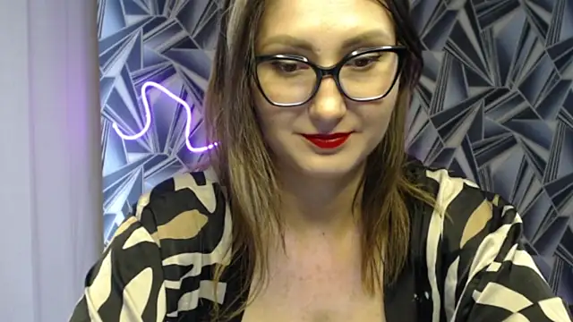 NikkiKiss    online show from May 2026 12:07:01 AM