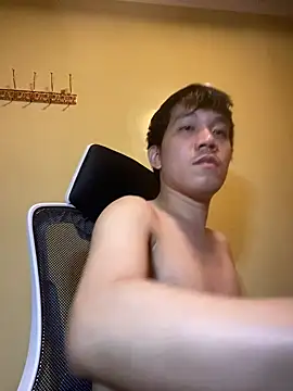 asian guy67 online show from February 2026 01:36:01 PM