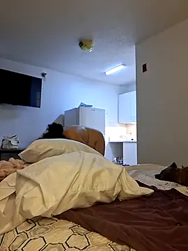 danilynnbabii online show from April 2026 12:42:02 AM