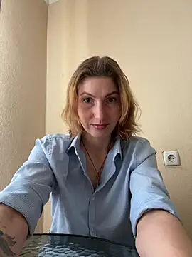  Crystal 2 online show from February 2026 01:40:02 PM