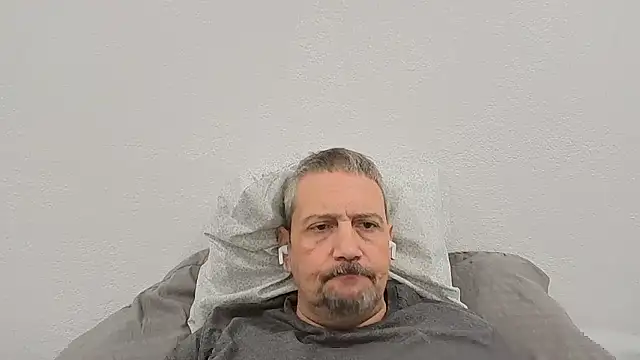 ShayB12 online show from January 2026 05:29:02 PM