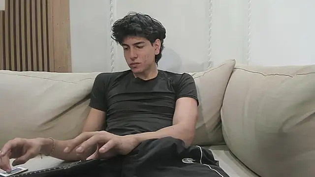 noahx valko online show from January 2026 12:42:01 PM