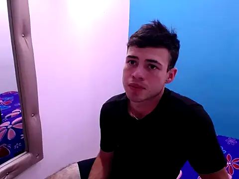 daniel22 cm online show from January 2026 06:35:01 PM