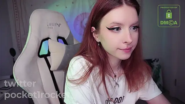 Snapshot of _PocketRocket_ chatting on February 2025 12:51:01 AM  PocketRocket  online show from February 2025 12:51:01 AM