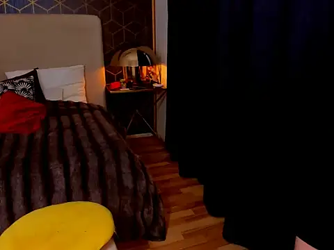 GingerWixxx online show from February 2026 05:28:02 AM