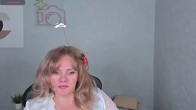 Victoria Nelson online show from April 2026 02:51:02 AM