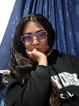 Freyarosse online show from February 2026 03:38:02 AM