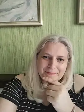 NyushaLollipop online show from May 2026 10:33:02 AM