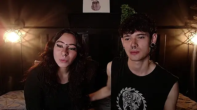 moonandzuko online show from January 2026 02:28:02 AM