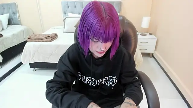 Snapshot of Bela_Craxkerr chatting on February 2026 12:32:02 PM Bela Craxkerr online show from February 2026 12:32:02 PM