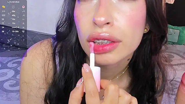 Noaah25  online show from February 2026 04:27:01 AM