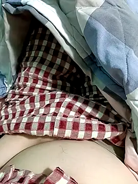 lylinhjim online show from February 2026 01:26:01 AM