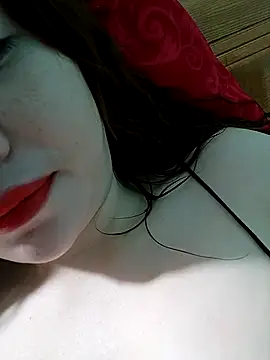 lylinhjim online show from February 2026 01:55:02 AM