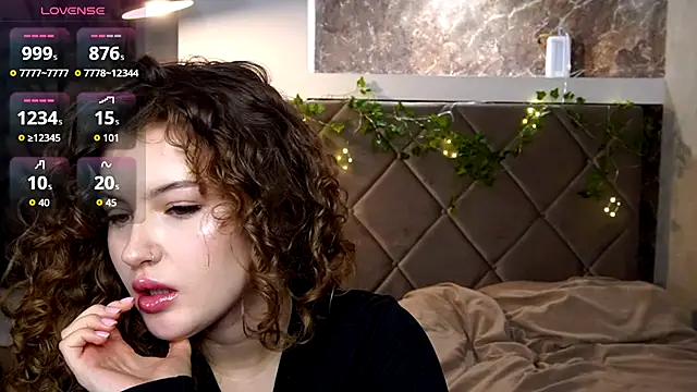 SueCurly online show from February 2026 09:55:01 PM