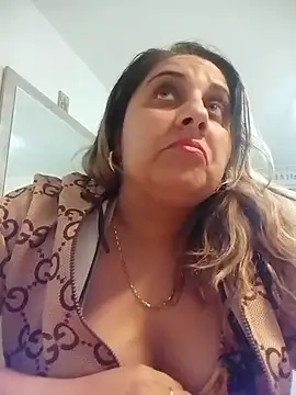 AntoAntonianna online show from January 2026 03:27:01 PM