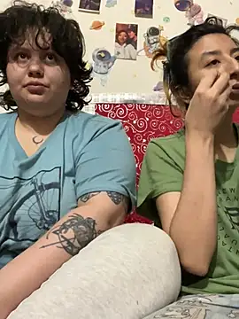 RavenEllieUniverse online show from February 2026 01:12:01 AM