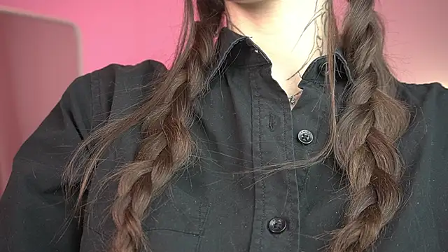 LeaMoon1 online show from January 2026 05:27:02 PM