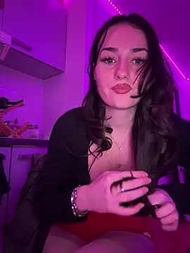 claraaaa06 online show from February 2026 04:08:01 PM