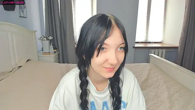 RoxanneComisky online show from February 2026 08:40:02 AM