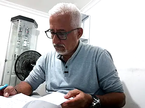 ceniizo1024 online show from January 2026 03:38:01 PM