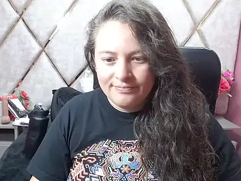 Snapshot of Sarah_Boobs_ chatting on February 2026 03:10:01 AM Sarah Boobs online show from February 2026 03:10:01 AM