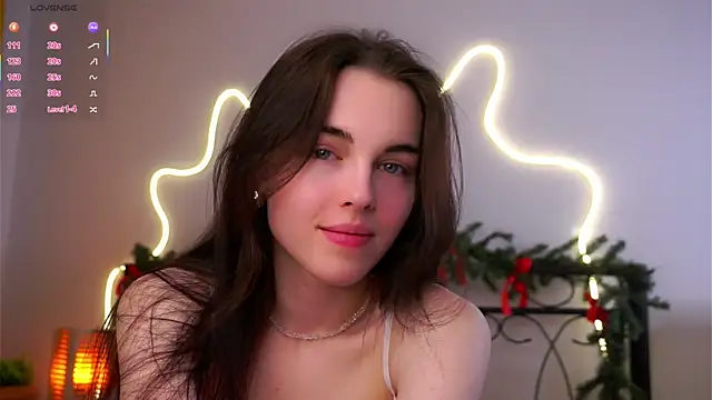 Snapshot of MirnaTellado chatting on February 2026 06:15:02 PM MirnaTellado online show from February 2026 06:15:02 PM