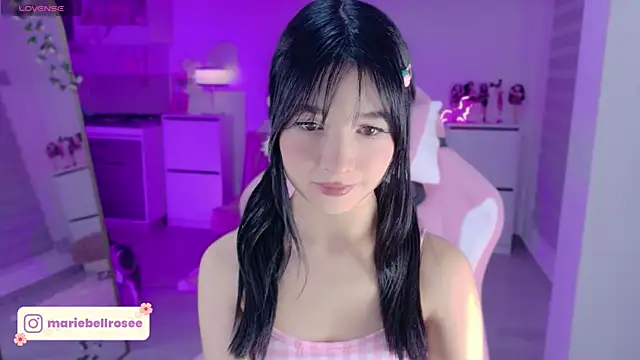 Snapshot of Blush_Marie chatting on April 2026 12:39:01 AM Blush Marie online show from April 2026 12:39:01 AM